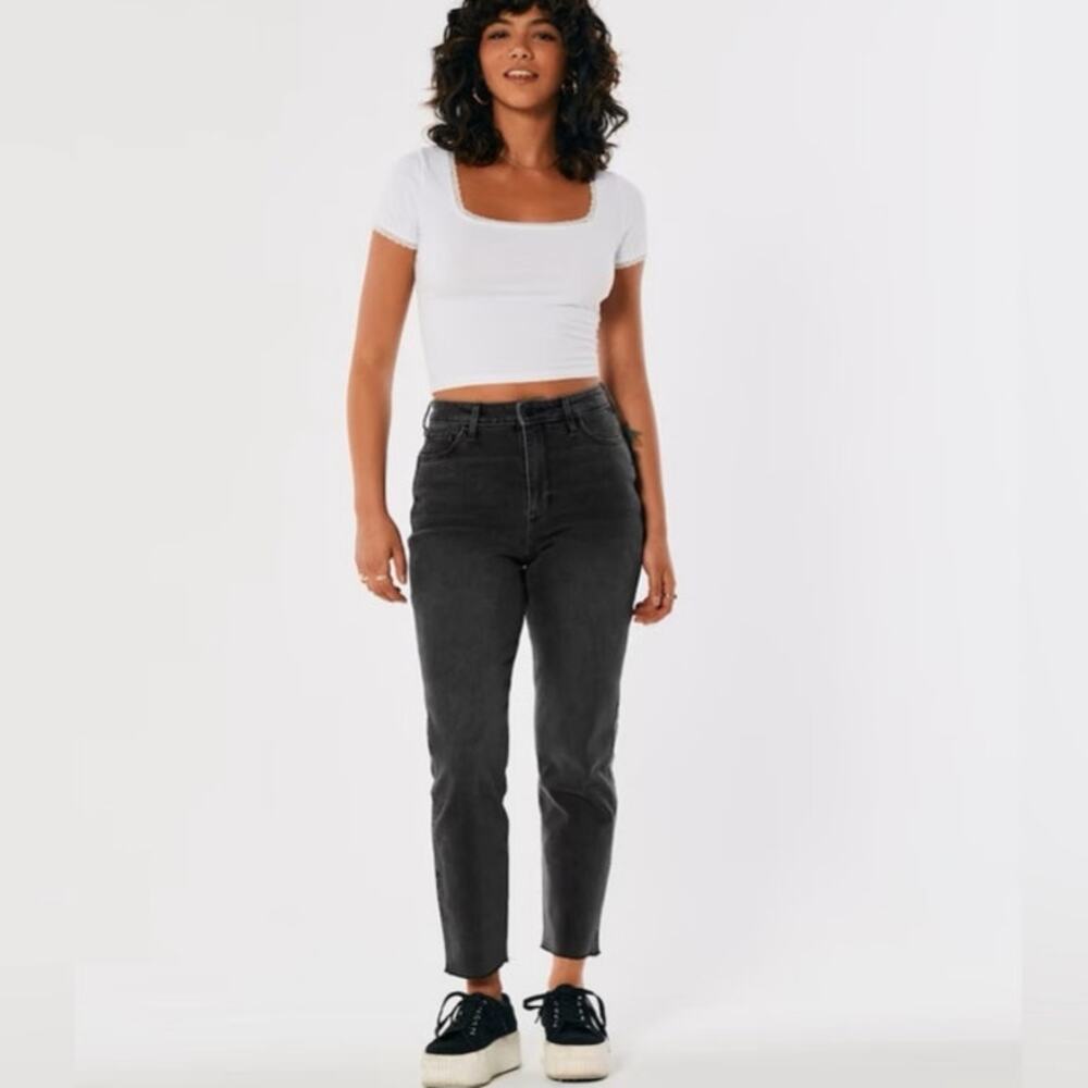 Hollister Ultra High‎ Rise Mom Jeans Washed Black Size 3R - Picture 10 of 14